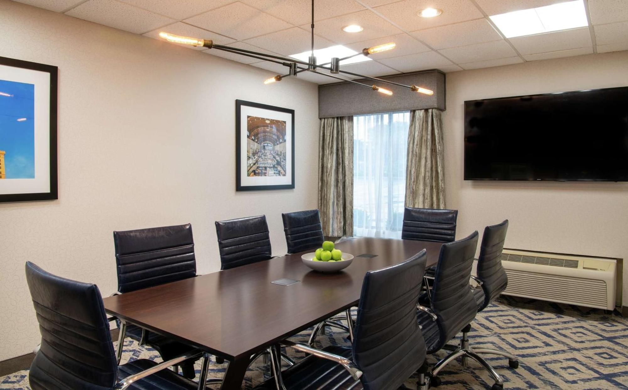 Hampton Inn Cleveland-Solon Exterior foto